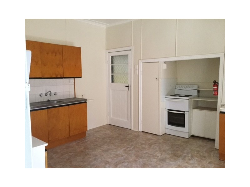 16B Bowen Street, Roma QLD 4455