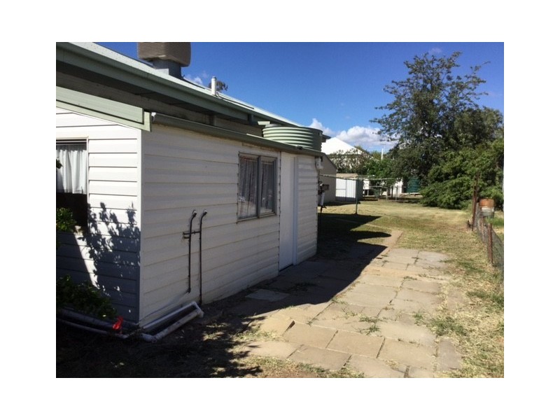 16B Bowen Street, Roma QLD 4455