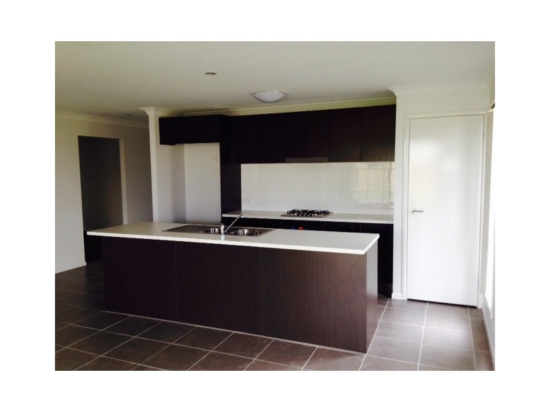 240 Upper McDowall, Roma QLD 4455