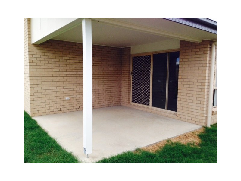 240 Upper McDowall, Roma QLD 4455