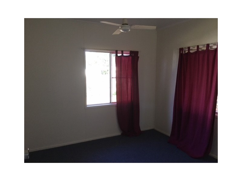 11 HUNTER STREET, Roma QLD 4455