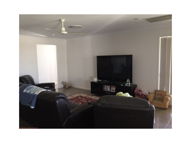 35 EVERINGHAM AVENUE, Roma QLD 4455