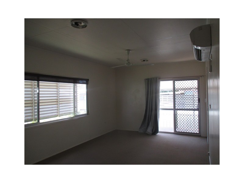 2/12 Quintin Street, Roma QLD 4455