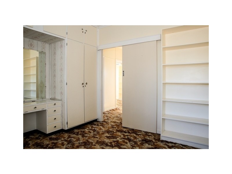 5 FOWLES STREET, Roma QLD 4455