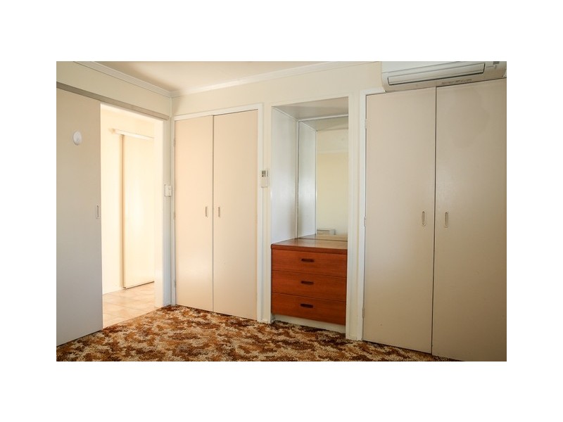 5 FOWLES STREET, Roma QLD 4455