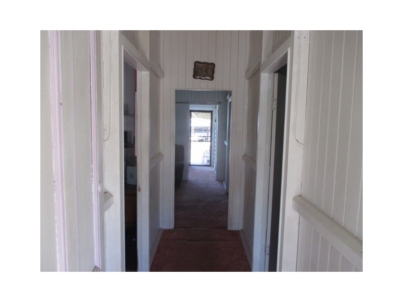 18 MCDOWALL STREET, Roma QLD 4455