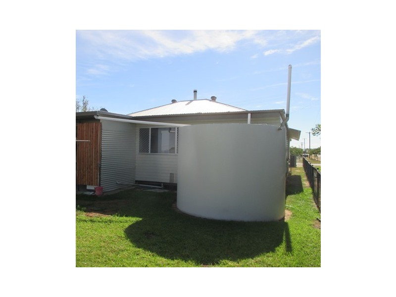 16 COLLEGE STREET, Wallumbilla QLD 4428