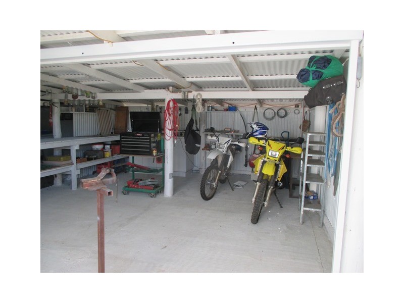 16 COLLEGE STREET, Wallumbilla QLD 4428