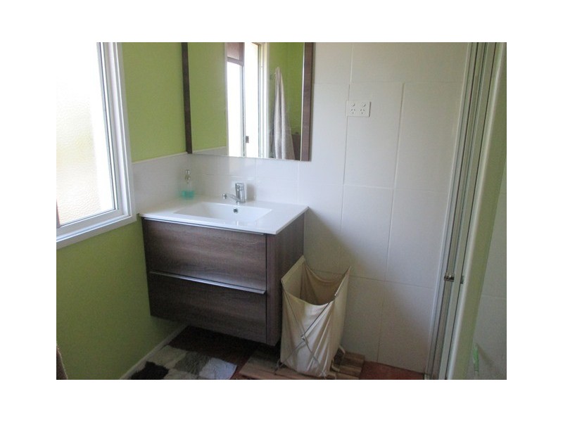 16 COLLEGE STREET, Wallumbilla QLD 4428