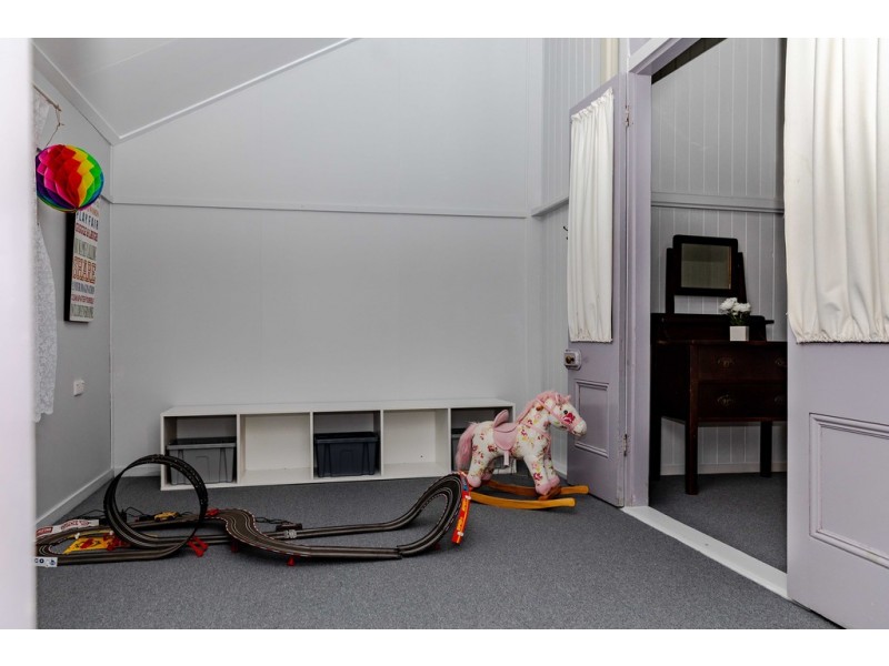 24 QUEEN STREET, Roma QLD 4455