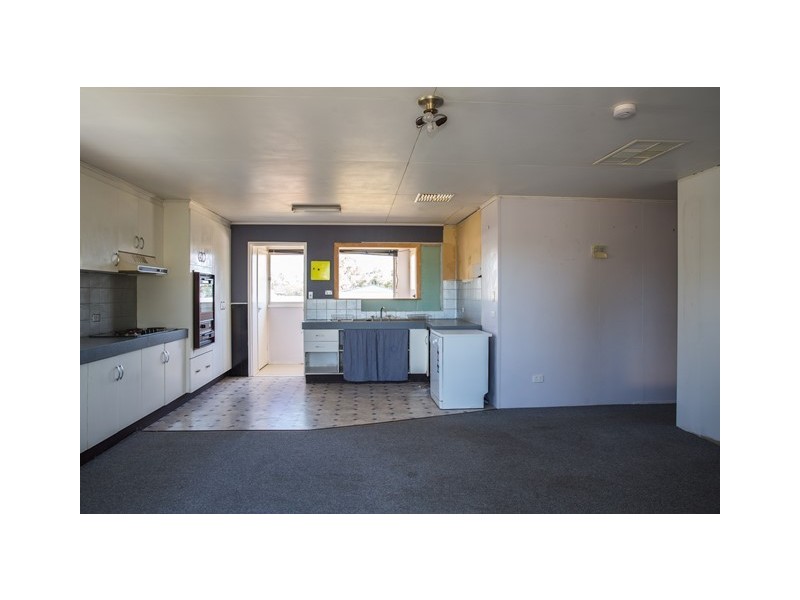 83 MISCAMBLE STREET, Roma QLD 4455