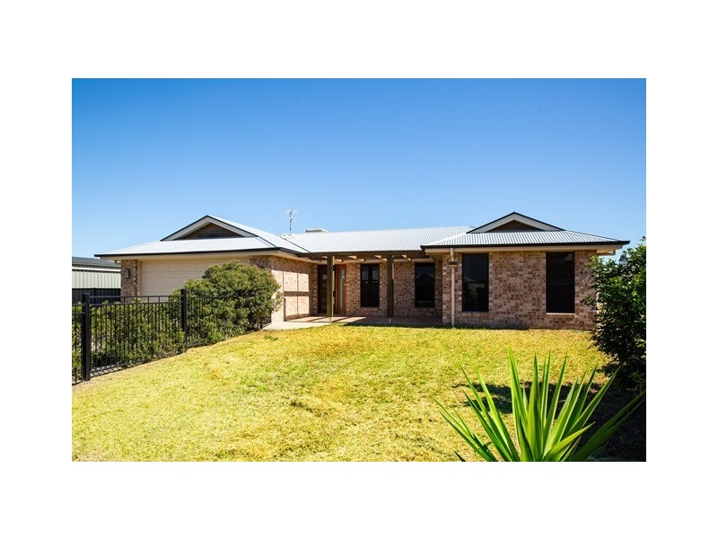 5 TATE PLACE, Roma QLD 4455