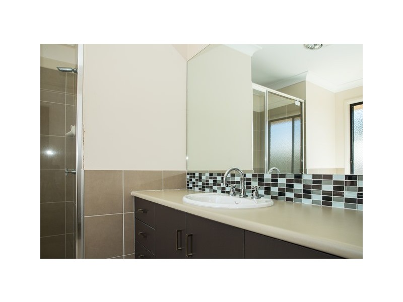5 TATE PLACE, Roma QLD 4455