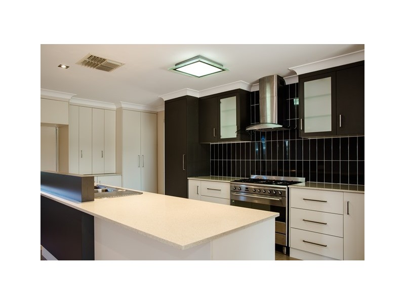 5 TATE PLACE, Roma QLD 4455