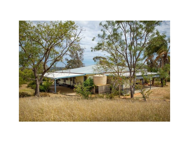 64 ROSLYN DRIVE, Roma QLD 4455