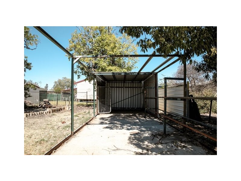 22-24 BEITZ STREET, Roma QLD 4455