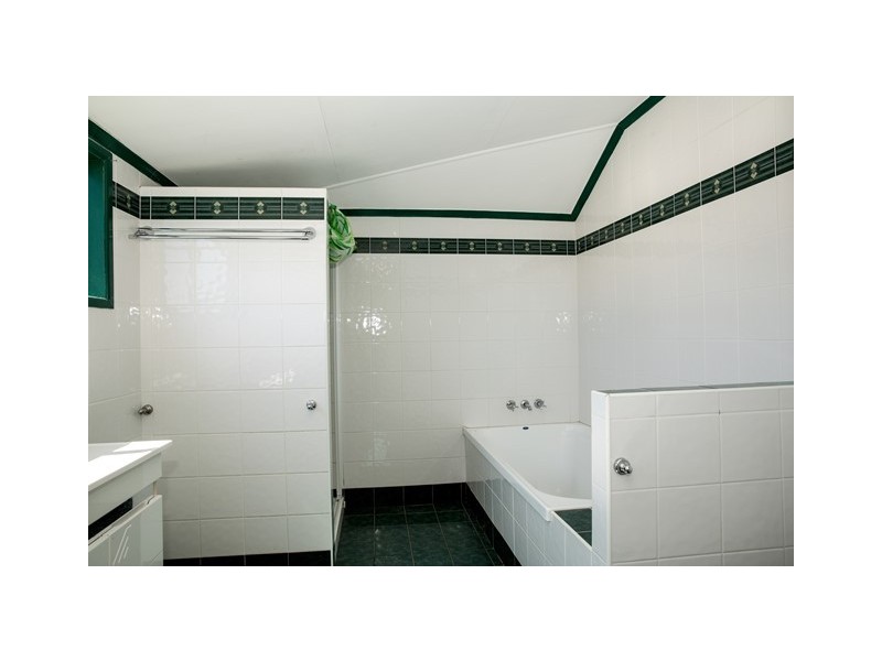 8 QUINTIN STREET, Roma QLD 4455