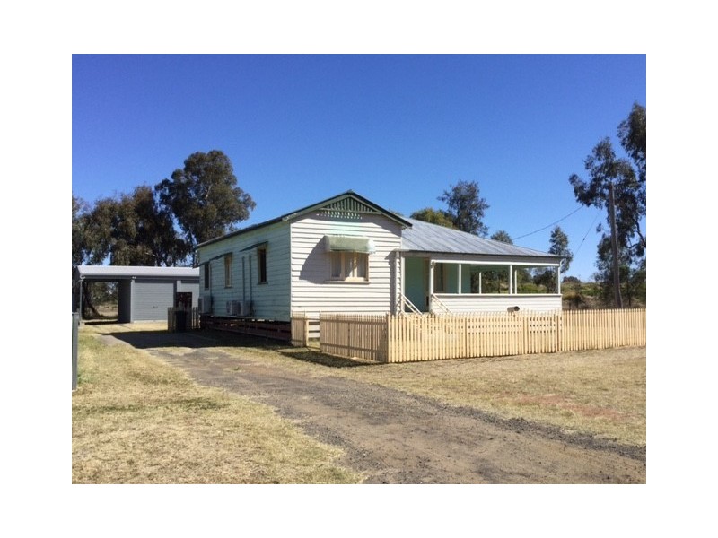 24 Mayne Street, Roma QLD 4455