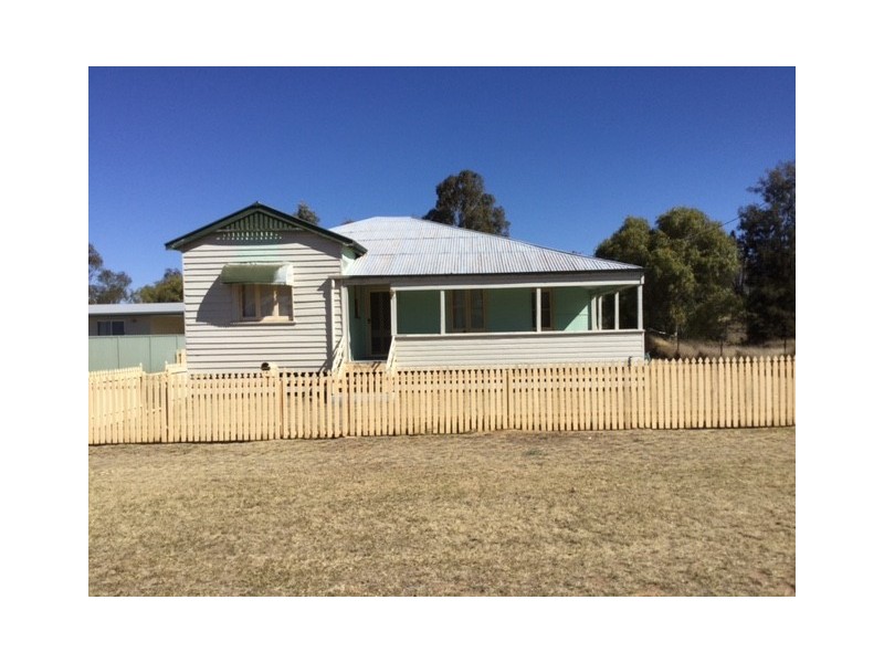 24 Mayne Street, Roma QLD 4455