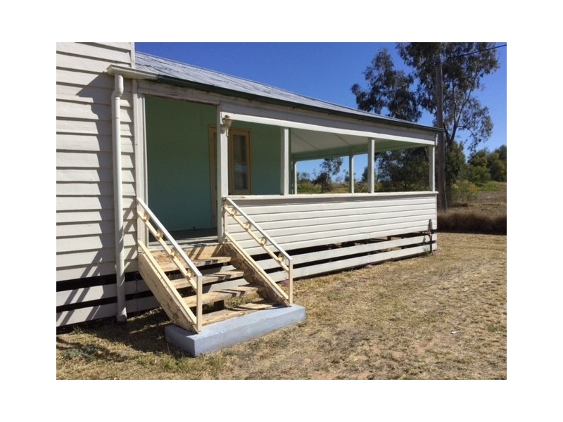 24 Mayne Street, Roma QLD 4455