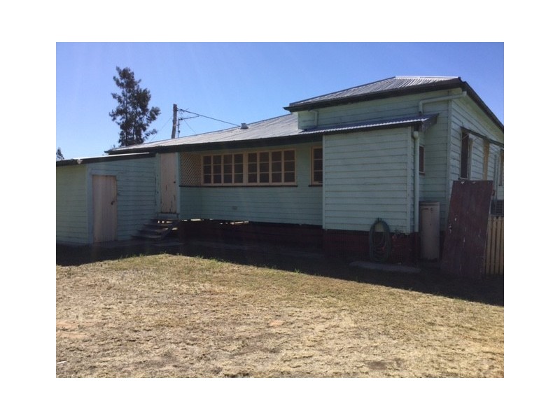 24 Mayne Street, Roma QLD 4455