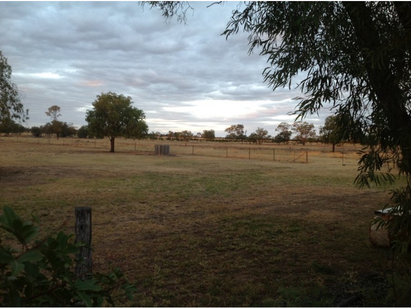 18 Bowens Lane, Roma QLD 4455
