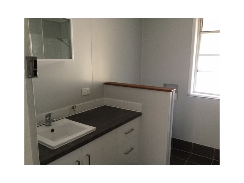 12 Russell Street, Roma QLD 4455