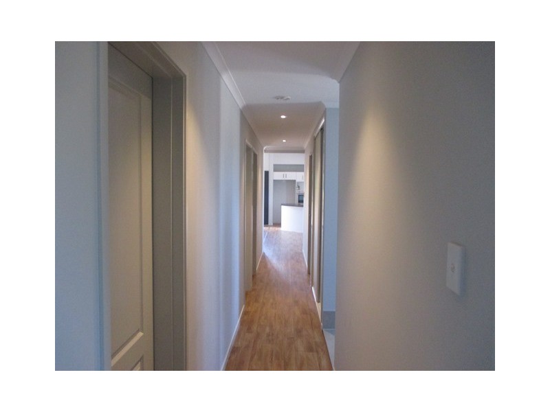 97 MOUNTAINVIEW ROAD, Roma QLD 4455