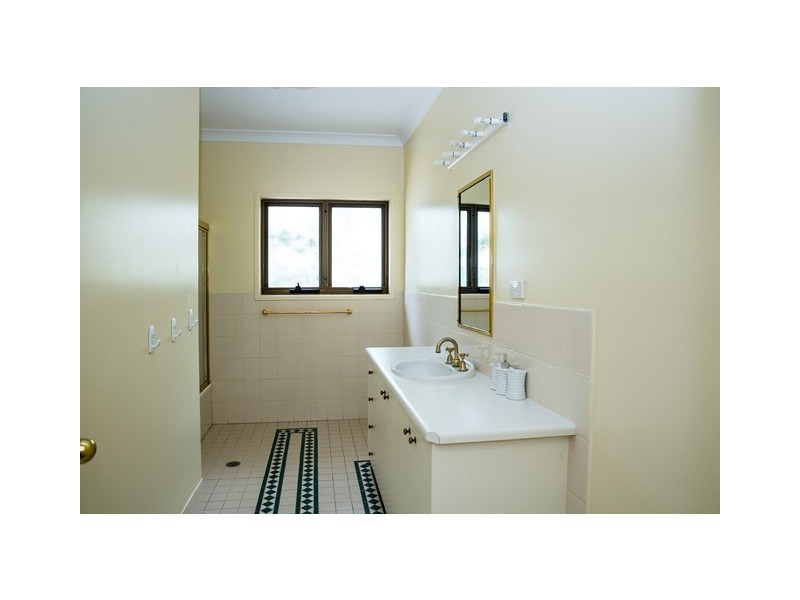 1 BUNGIL STREET, Roma QLD 4455