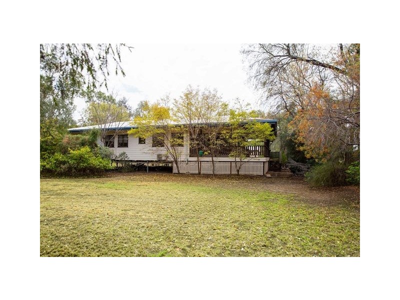 1 BUNGIL STREET, Roma QLD 4455