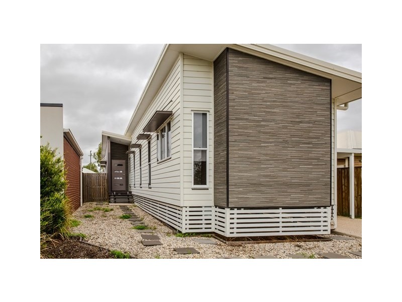 8 CLEARVIEW DRIVE, Roma QLD 4455