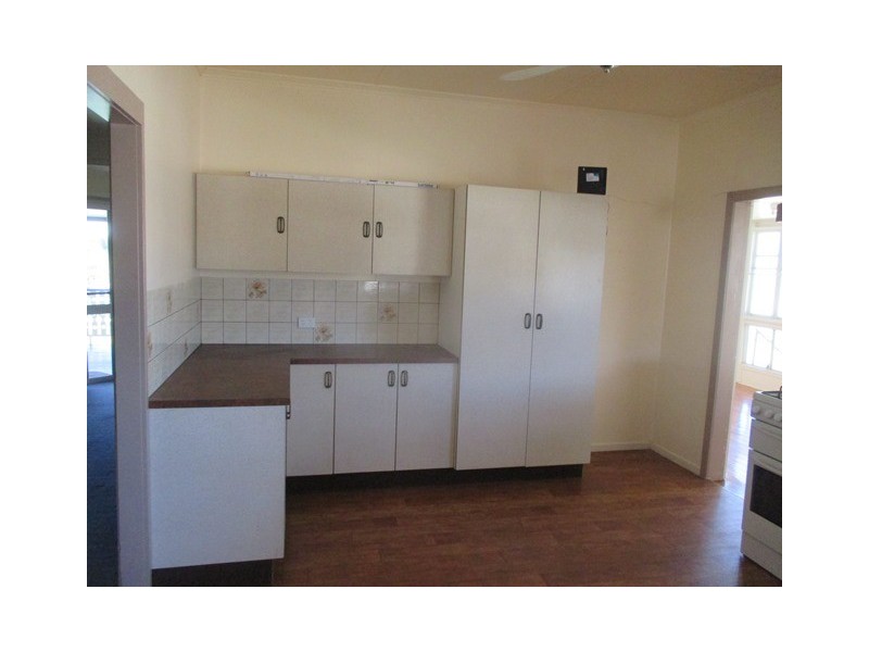 38 TWINE STREET, Roma QLD 4455