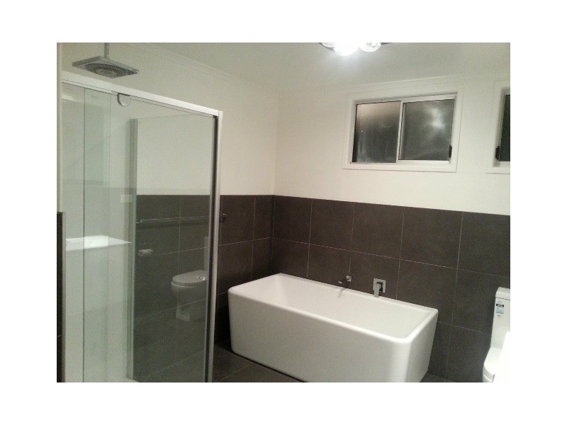 8 COTTELL STREET, Roma QLD 4455