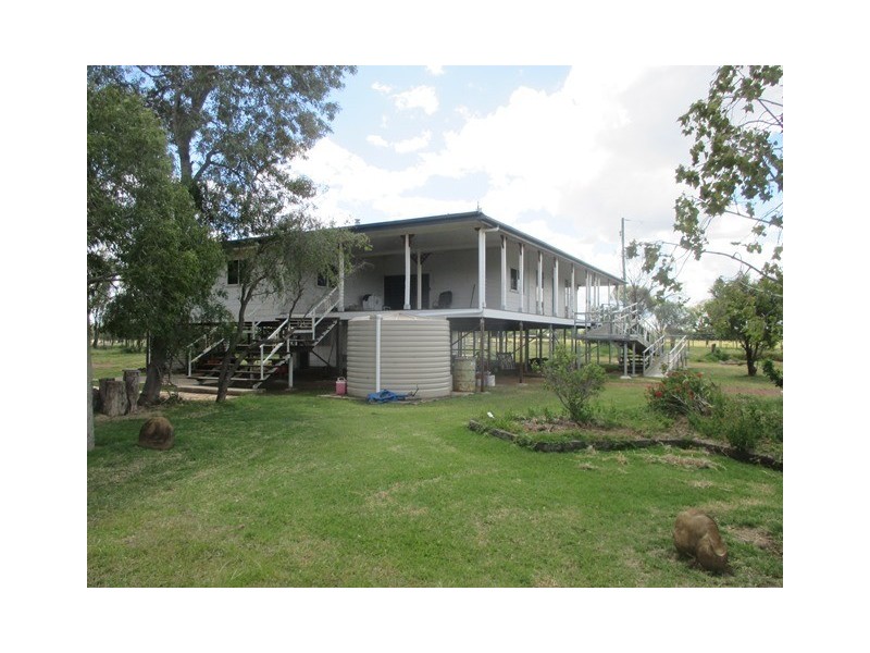 140 HOUSTON ROAD, Wallumbilla QLD 4428 Raine & Horne Roma Sold