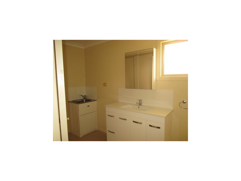 5/104 WYNDHAM STREET, Roma QLD 4455