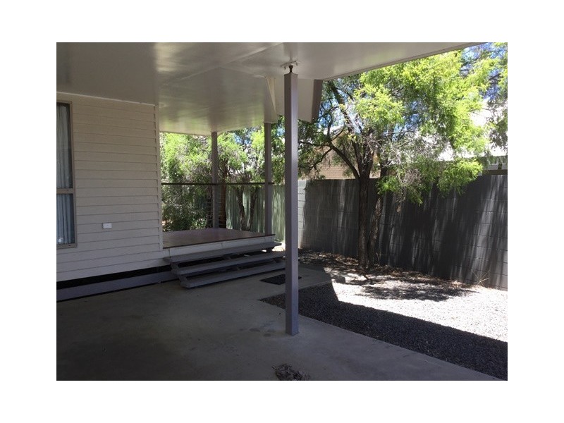 1 BOND STREET, Roma QLD 4455