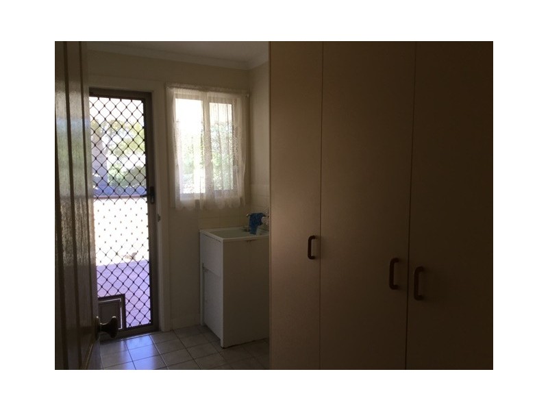 1 BOND STREET, Roma QLD 4455