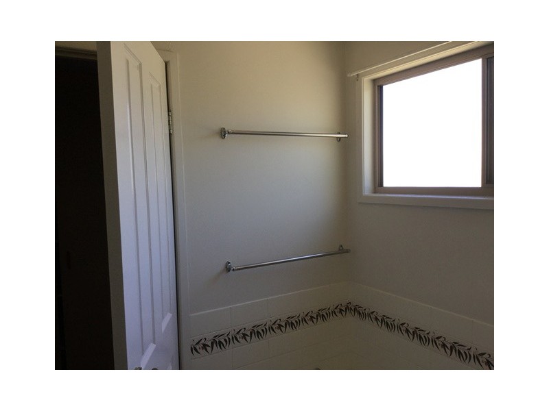 1 BOND STREET, Roma QLD 4455