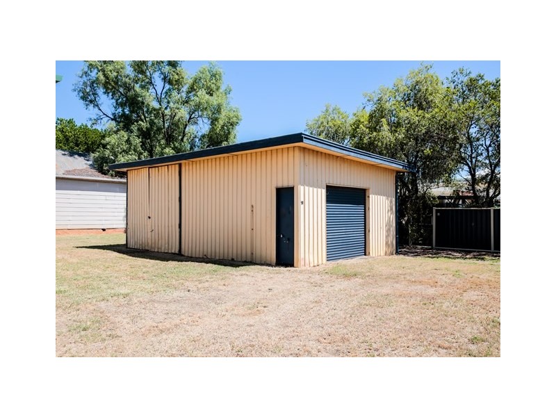 33 STATION STREET, Roma QLD 4455