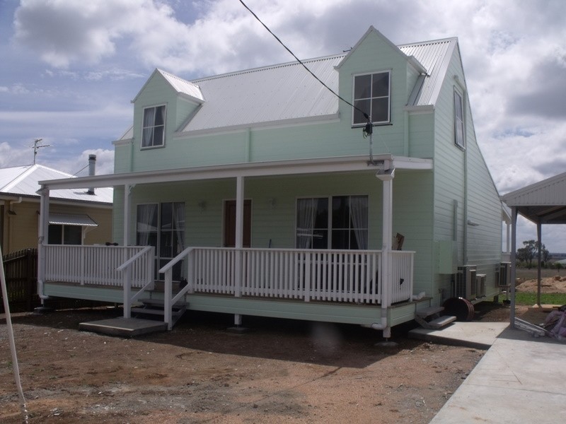 21 Robusta Drive, Roma QLD 4455