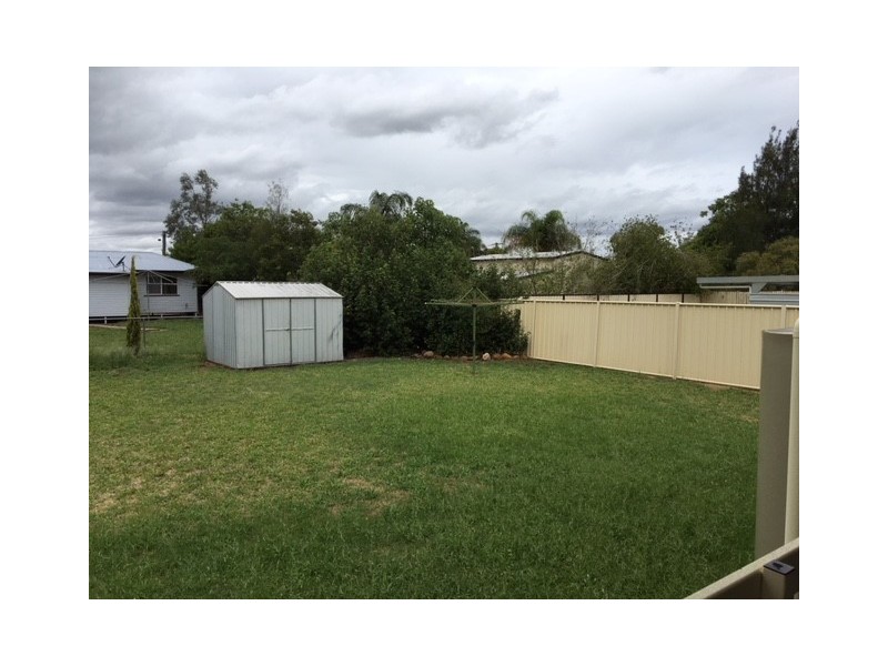 30 Luff Street, Roma QLD 4455