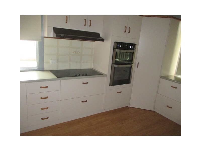 130 WYNDHAM STREET, Roma QLD 4455