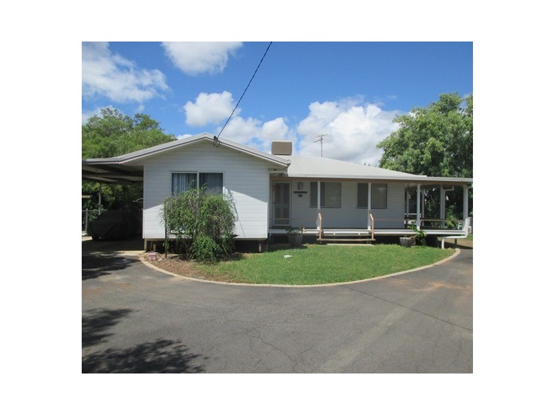 15 ROSEDALE CLOSE, Roma QLD 4455