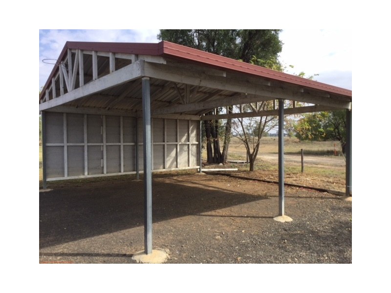 18 Bowens Lane, Roma QLD 4455