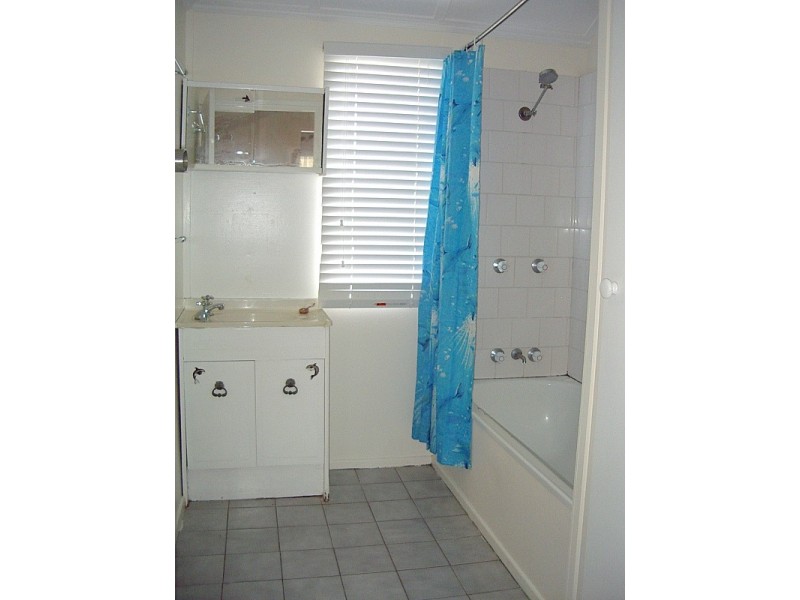 61 Charles Street, Roma QLD 4455