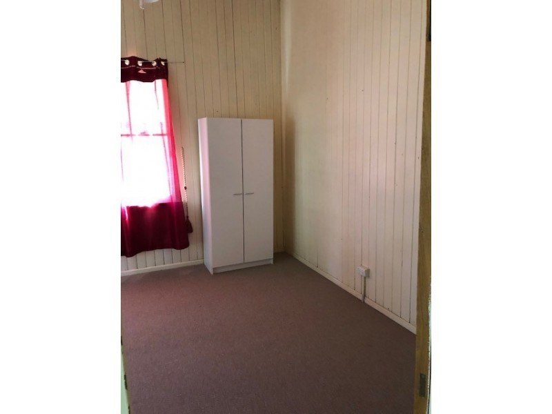 25 STATION STREET, Roma QLD 4455