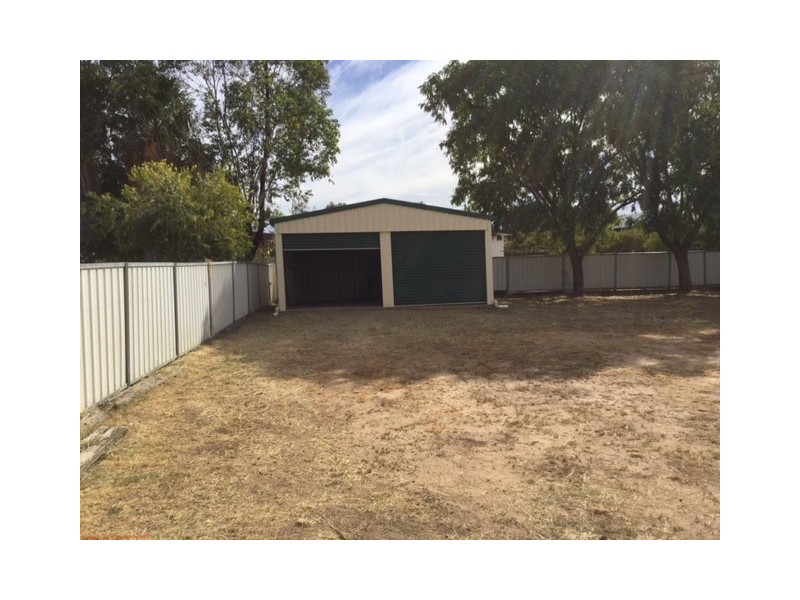 121 Quintin Street, Roma QLD 4455