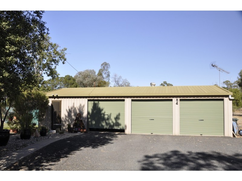 2-4 Miscamble Street, Roma QLD 4455