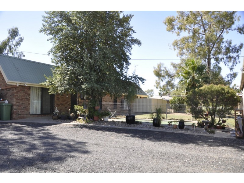2-4 Miscamble Street, Roma QLD 4455