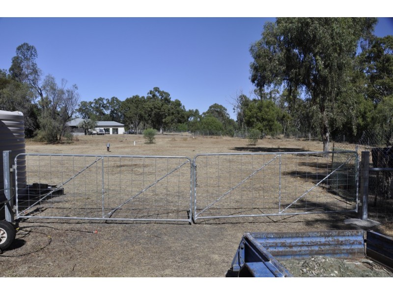 2-4 Miscamble Street, Roma QLD 4455